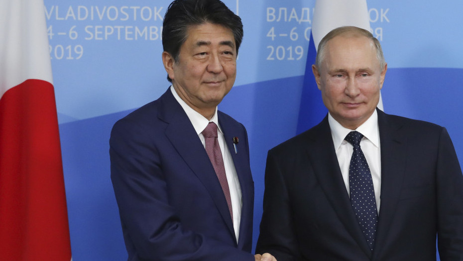 Japanski mediji: Putin neće biti pozvan na sahranu Abea bez obzira na njihovo lično prijateljstvo