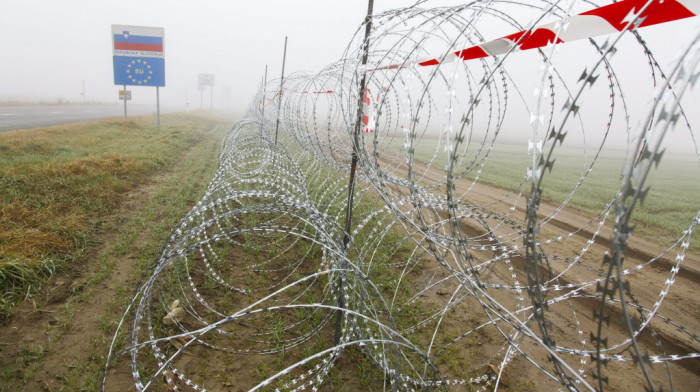 Slovenija uklanja bodljikavu žicu na granici sa Hrvatskom