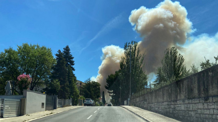 Dramatično u Puli, vatrogasni komandant: Kuće su odbranjene, požar nije lokalizovan, ali je pod kontrolom