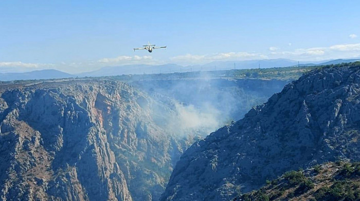 Ugašen požar u Nacionalnom parku Krka