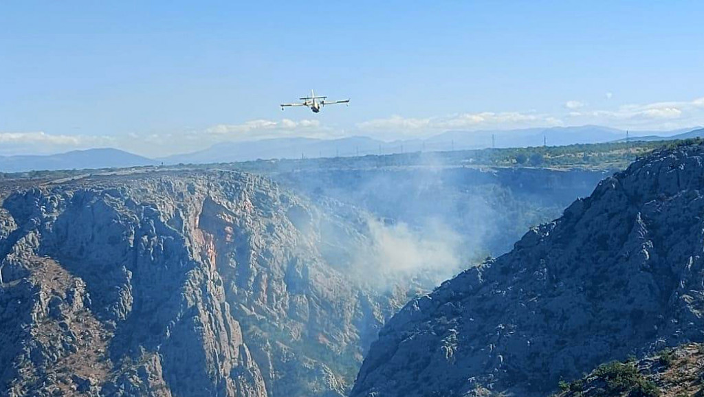 Ugašen požar u Nacionalnom parku Krka