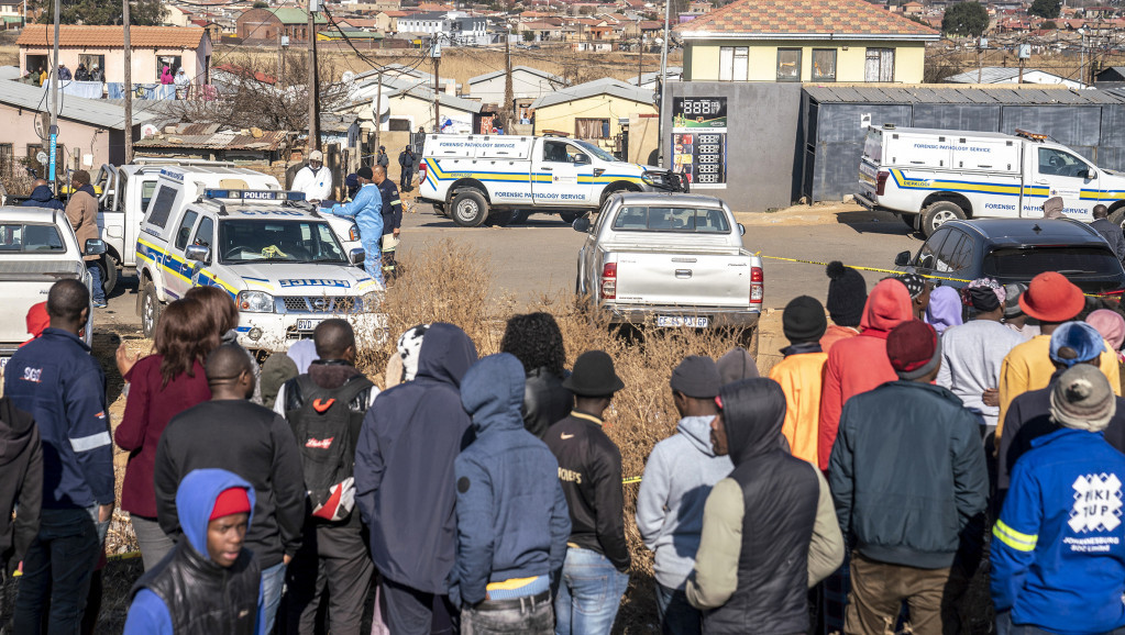 Četiri osobe ubijene, osam ranjeno u novoj pucnjavi u baru u Južnoj Africi