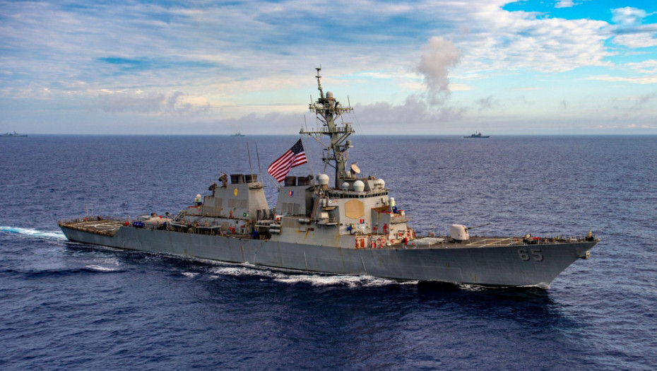 Kina ispratila američki razarač iz teritorijalnih voda -"Ozbiljno narušen suverenitet"