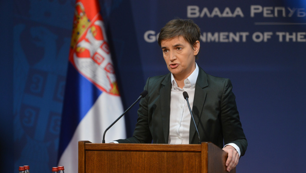 Brnabić: Vučević je dokazao da je izuzetno sposoban, za sada nema poskupljenja suncokretovog ulja