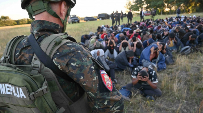 MUP: U blizini Sombora pronađena 74 ilegalna migranta