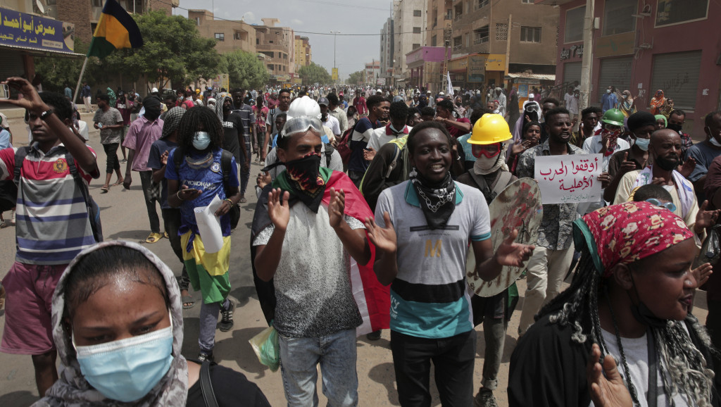 Sudanske snage ispalile suzavac na demonstrante iz naroda Hausa