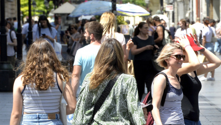 Još jedan letnji dan u oktobru, uključen žuti meteoalarm: Intenzivnije promene vremena stižu sutra