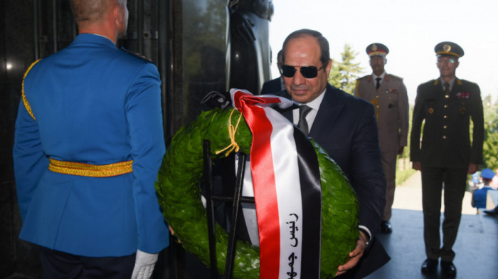Predsednik Egipta položio venac na Spomenik Neznanom junaku na Avali