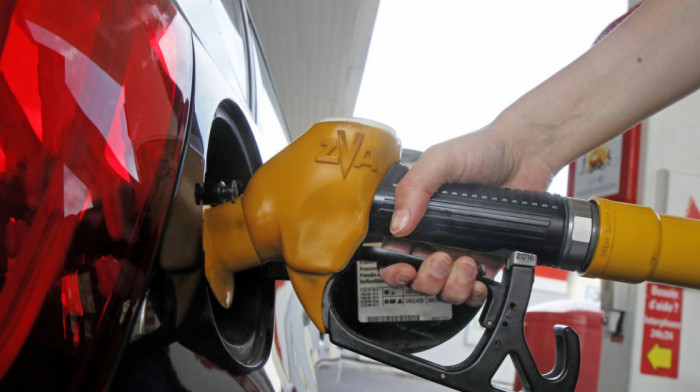 Objavljene nove cene goriva: Dizelu pala cena, benzin poskupeo