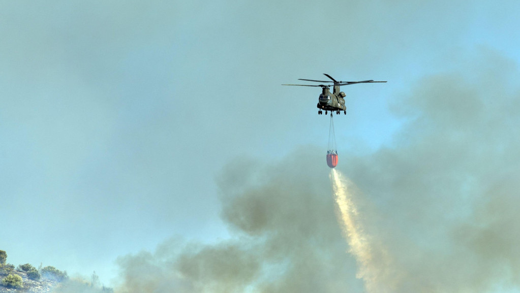 Srušio se helikopter za gašenje požara u Ajdahu, poginula dva pilota
