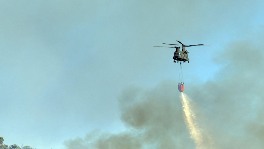 Srušio se helikopter za gašenje požara u Ajdahu, poginula dva pilota