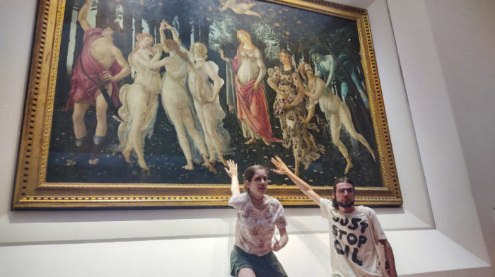 Manji incident u galeriji Ufici: Aktivisti "zalepili" ruke za slike Botičelija