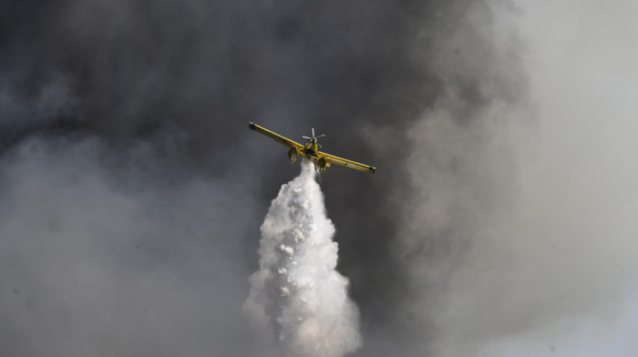 Grčka kupuje sedam vatrogasnih aviona od Kanade u vrednosti 361 milion evra