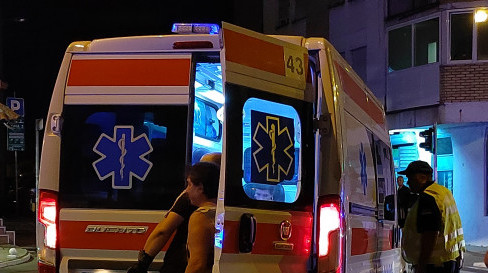 Teško povređen motociklista na Novom Beogradu, zbrinut u Urgentnom centru