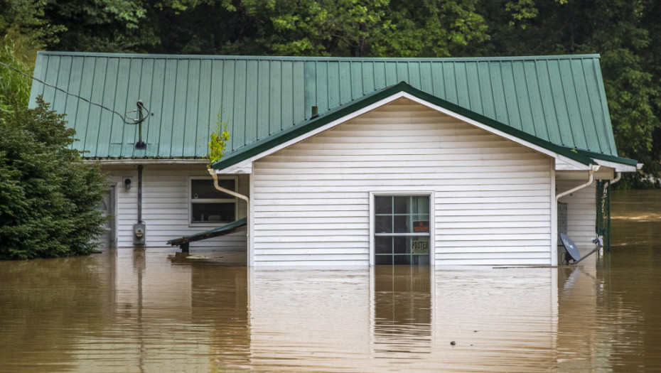 Poplave u Kentakiju, poginulo osam osoba
