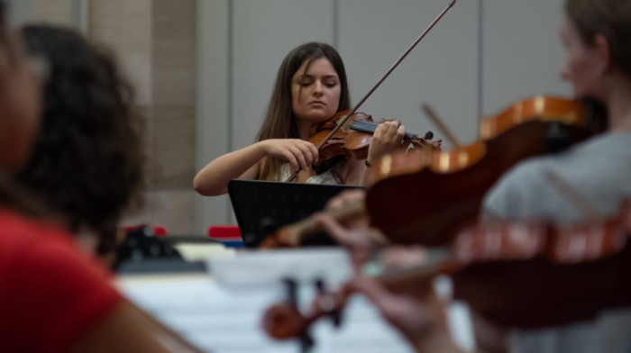 "Muzikom do prijateljstva": Muzičari iz celog Zapadnog Balkana u jednom orkestru