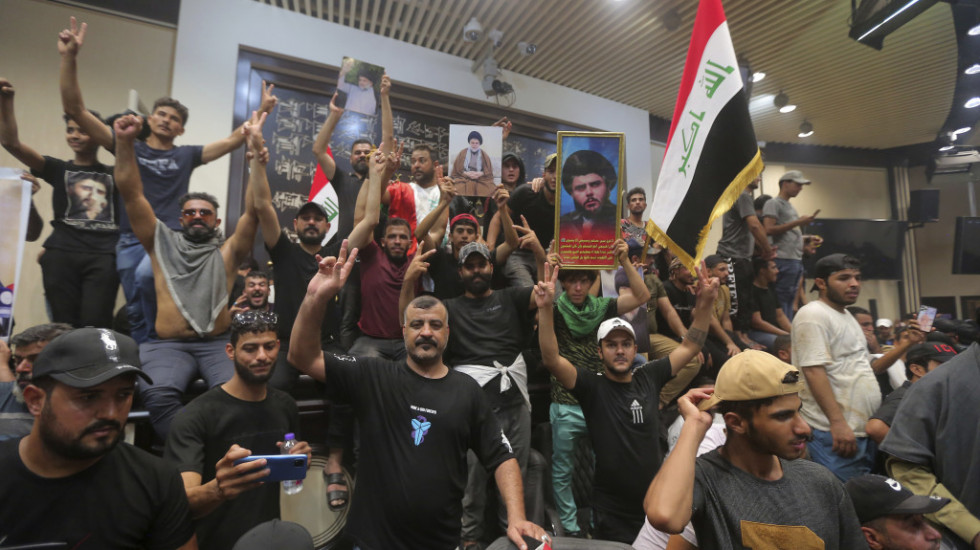 Demonstranti drugi put ove nedelje upali u parlament u Bagdadu