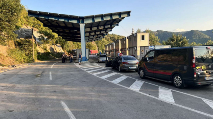 Zabrane ulaska na KiM sve učestalije: Zbog čega Priština Srbe proglašava "pretnjom za mir"