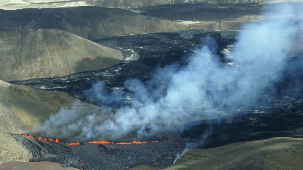 Eruptirao vulkan na Islandu, nedaleko od Rejkjavika