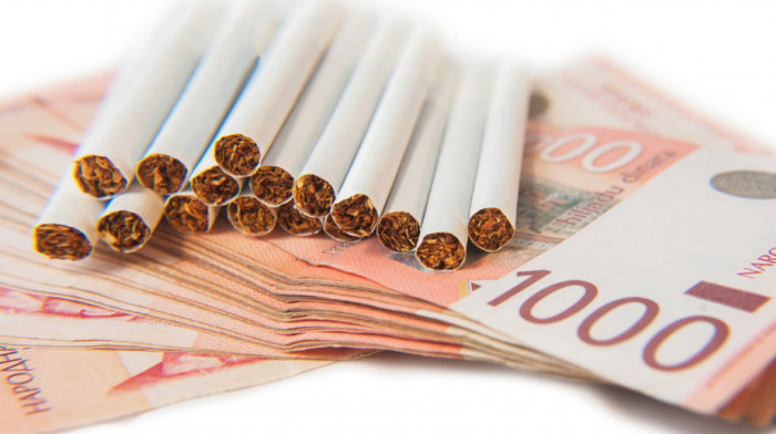 Na cigarete najviše troše oni sa nižim prihodima - "Pušači će pre smanjiti troškove za hranu nego za duvan"
