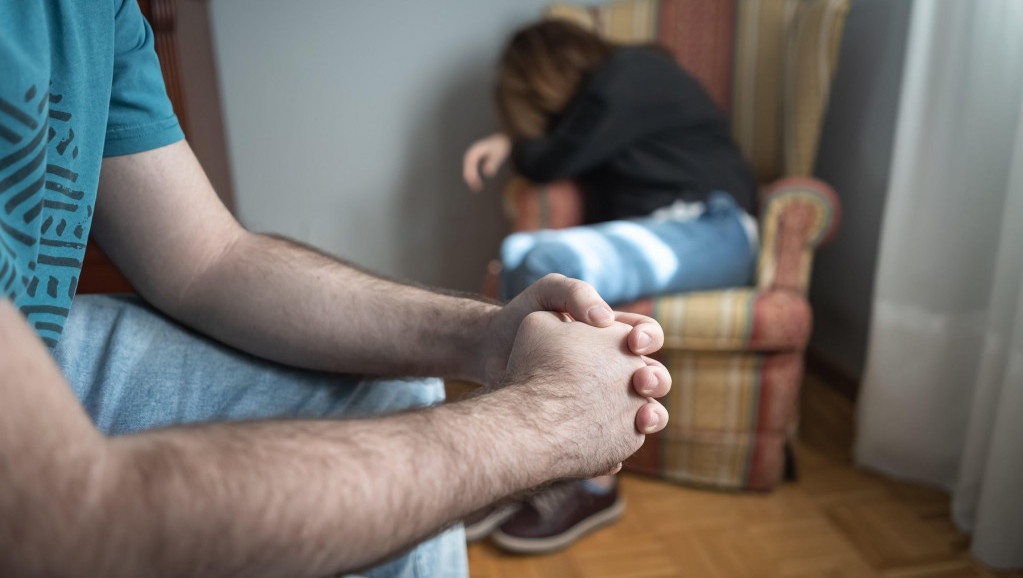 Važno da se svako nasilje u porodici prijavi: Poziv komšija ili prijatelja može nekom spasiti život