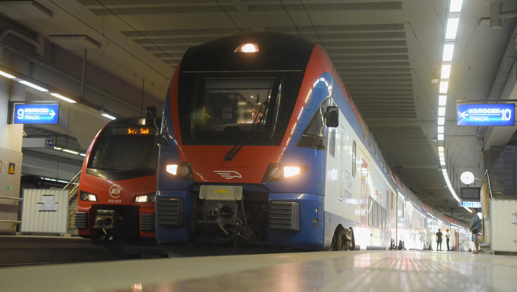 Stala dva voza: Privremeni prekid železničkog saobraćaja na relaciji Beograd - Novi Sad