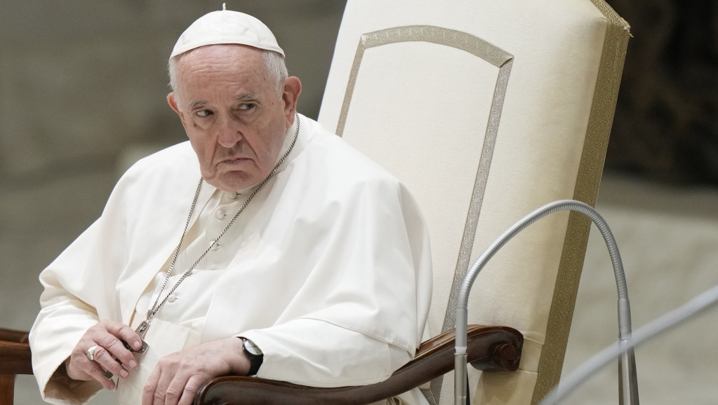 "Reskriptum" pape Franje - sva ulaganja preko vatikanske, a ne stranih banaka