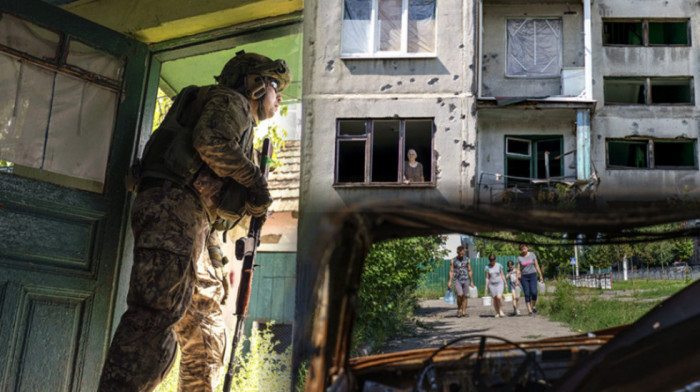 RAT U UKRAJINI Zelenski razgovarao sa papom, Kijev tvrdi da Belorusija nastavlja vojne vežbe na granici