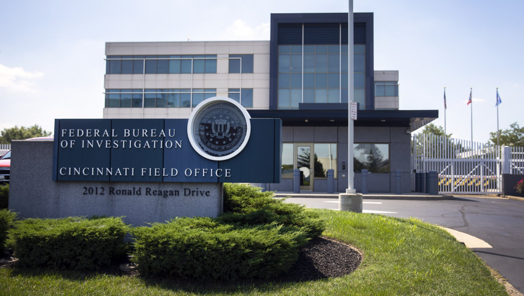 Pametne naočare za nadzor: SAD planiraju AI uređaje koji mogu da prepoznaju i snimaju građane