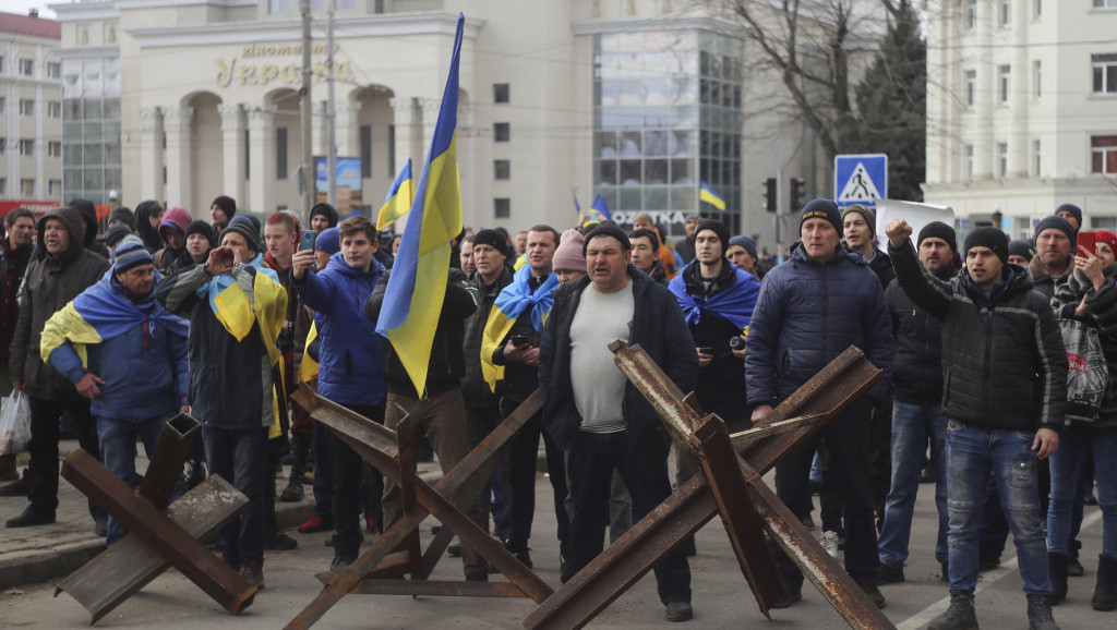 Izbeglice o životu u okupiranom Hersonu: Grad su pretvorili u kafanu, pijani vojnici su izazivali strah po ulicama