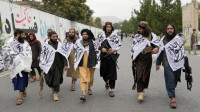 Talibani bičevali 12 ljudi na stadionu pred gledaocima, zbog preljube dobili između 21 i 39 udaraca bičem