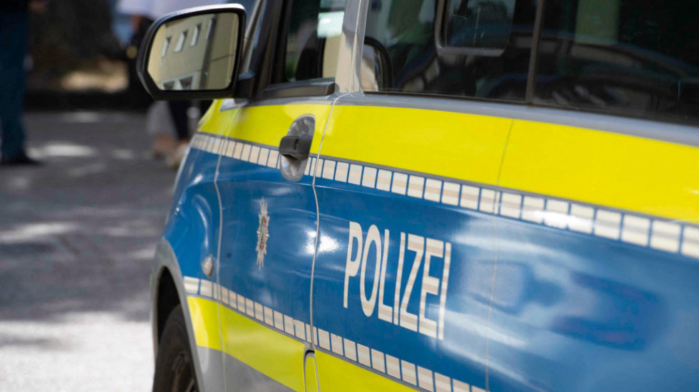 Test automobil u Nemačkoj uleteo u redovni saobraćaj, jedna osoba poginula