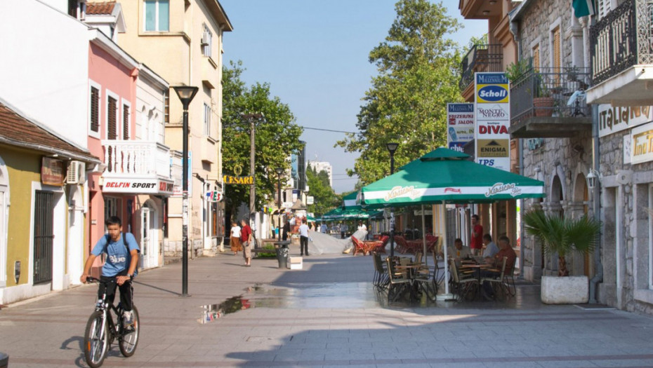 Istraživanje Centra za građansko obrazovanje: Četrdeset odsto mladih planira da napusti Crnu Goru