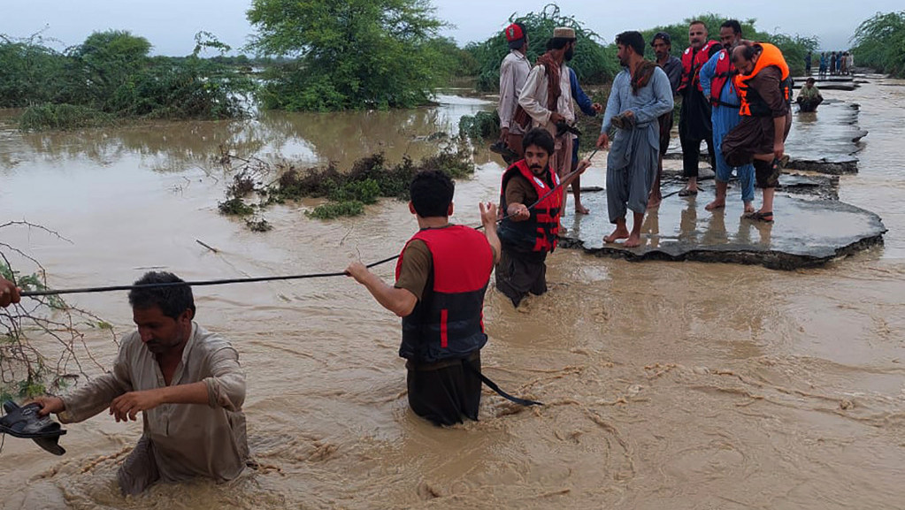 Više od 580 ljudi nastradalo u poplavama u Pakistanu