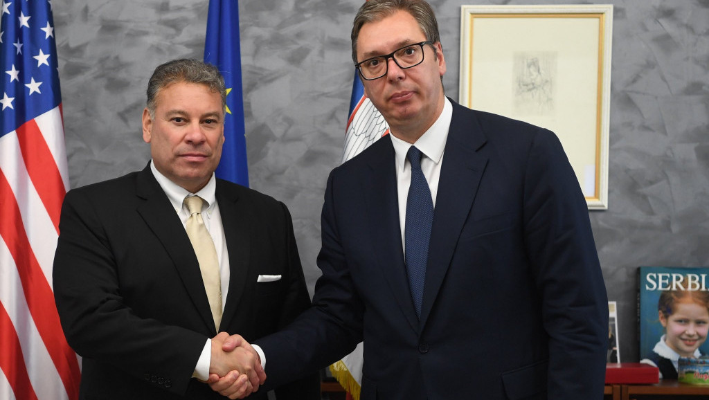 Vučić se danas sastaje sa Eskobarom, SAD poručile da "u potpunosti podržavaju dijalog"