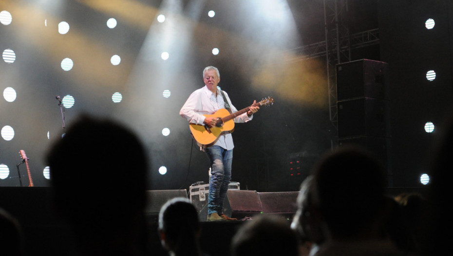 Gitarista Tomi Emanuel večeras otvorio 19. Beer fest u Beogradu