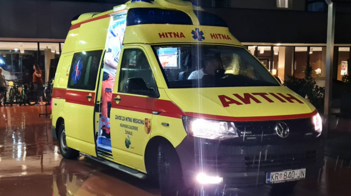 Teška saobraćajna nesreća u Hrvatskoj: Troje poginulih, 12 povređenih u udesu na auto-putu kod Karlovca