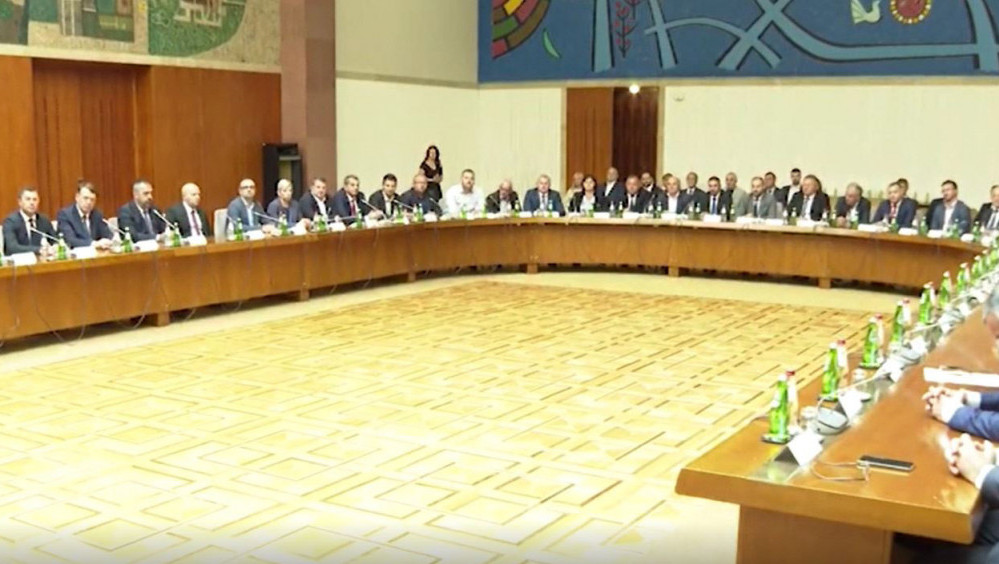 Vučić održao sastanak sa predstavnicima Srba sa Kosova i Metohije