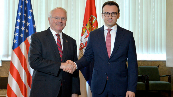 Petković sa Hilom: Srbija će nastaviti da traga za kompromisnim rešenjem