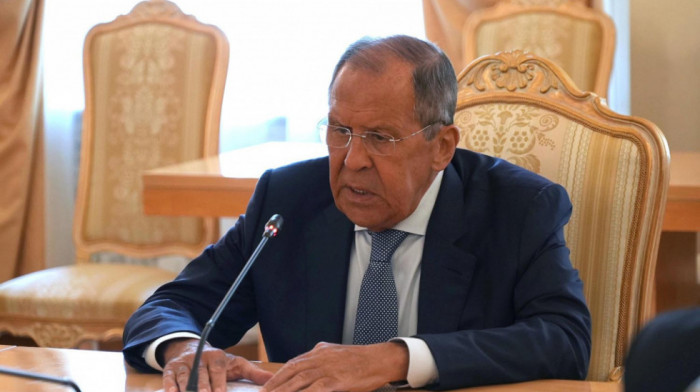 Lavrov: Zapad je diplomatiju zamenio politikom sankcija