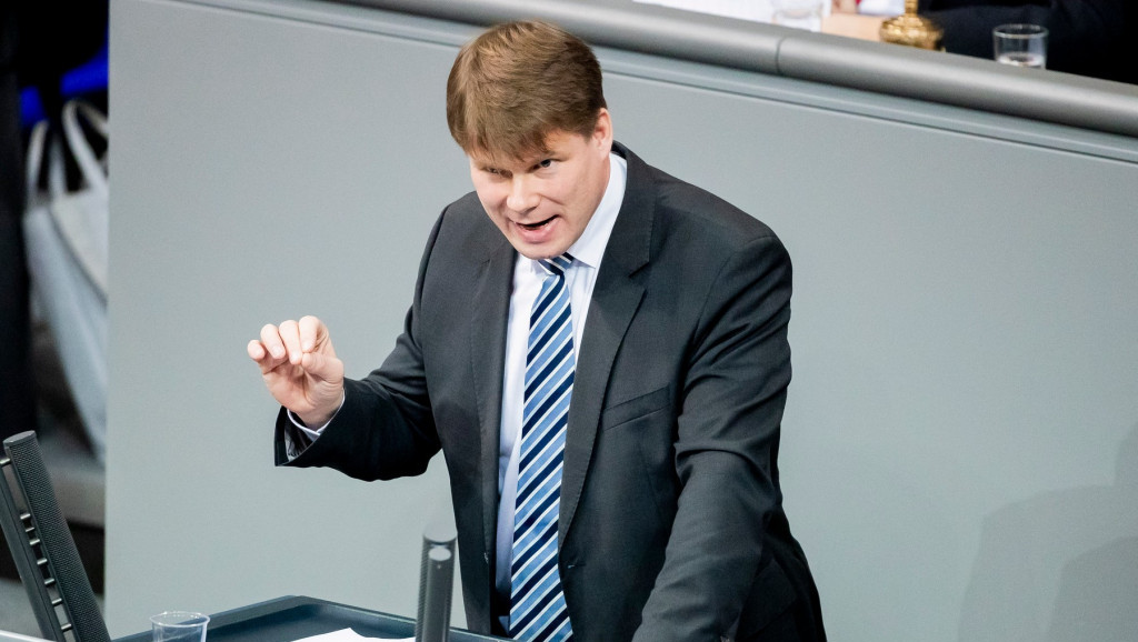 Poslanik Bundestaga: Severni tok 2 mogao bi da reši energetsku krizu, umesto ideologije potrebne su činjenice
