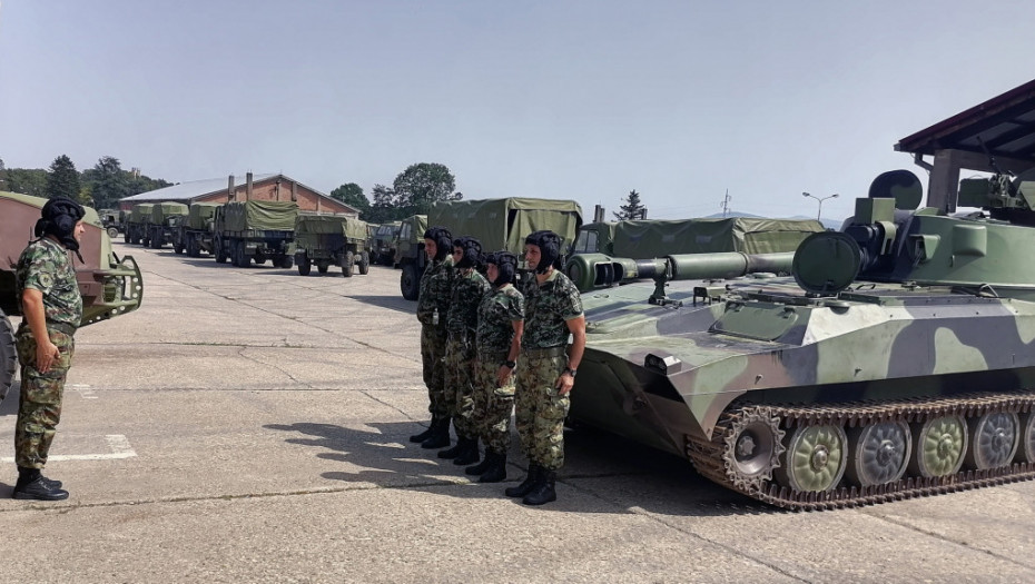 Počela obuka srpske vojske na samohodnim haubicama "gvozdika"