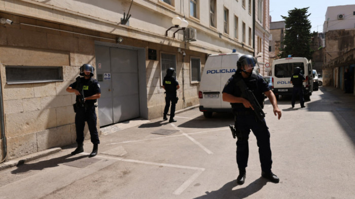 Lažne dojave o bombi na tri lokacije u Zagrebu, dve se još uvek pregledaju