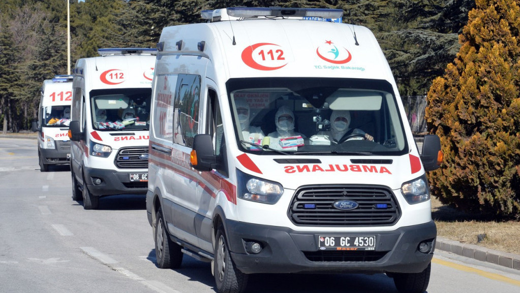 Najmanje 12 osoba poginulo, više od 30 povređeno u lančanom sudaru u turskoj provinciji Hataj