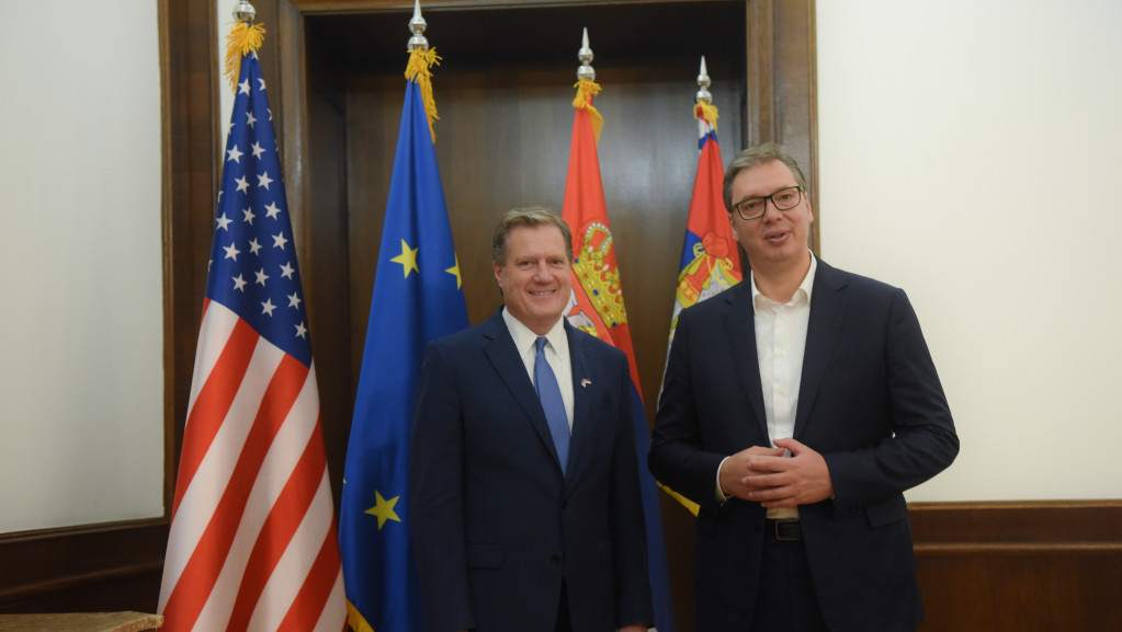 Vučić s američkim kongresmenom: Dijalog je jedini pravi put za postizanje održivog dogovora sa Prištinom