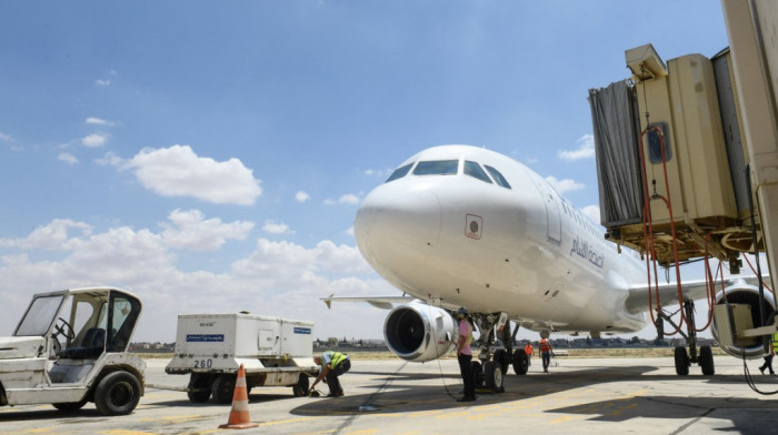 U izraelskom napadu oštećena pista aerodroma u Alepu