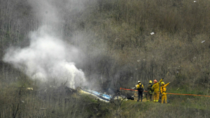 Helikopter sa petoro ljudi srušio se u rezervatu prirode Ha Long Bej u Vijetnamu: Poginulo dvoje putnika