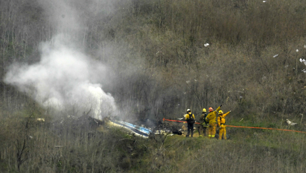 Dva člana posade poginula, jedan povređen u padu vojnog helikoptera u Libanu