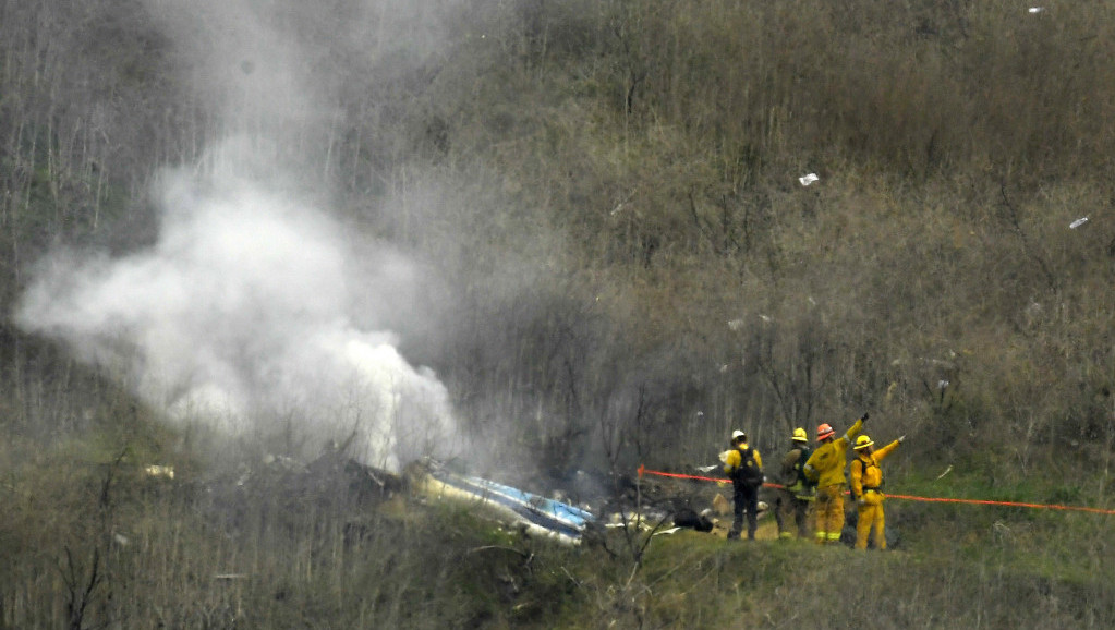 Srušio se helikopter u kalifornijskoj pustinji Mohave, šestoro ljudi se vodi kao nestalo