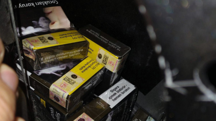 Uprava carina: Sprečen pokušaj krijumčarenja cigareta u toaletu autobusa